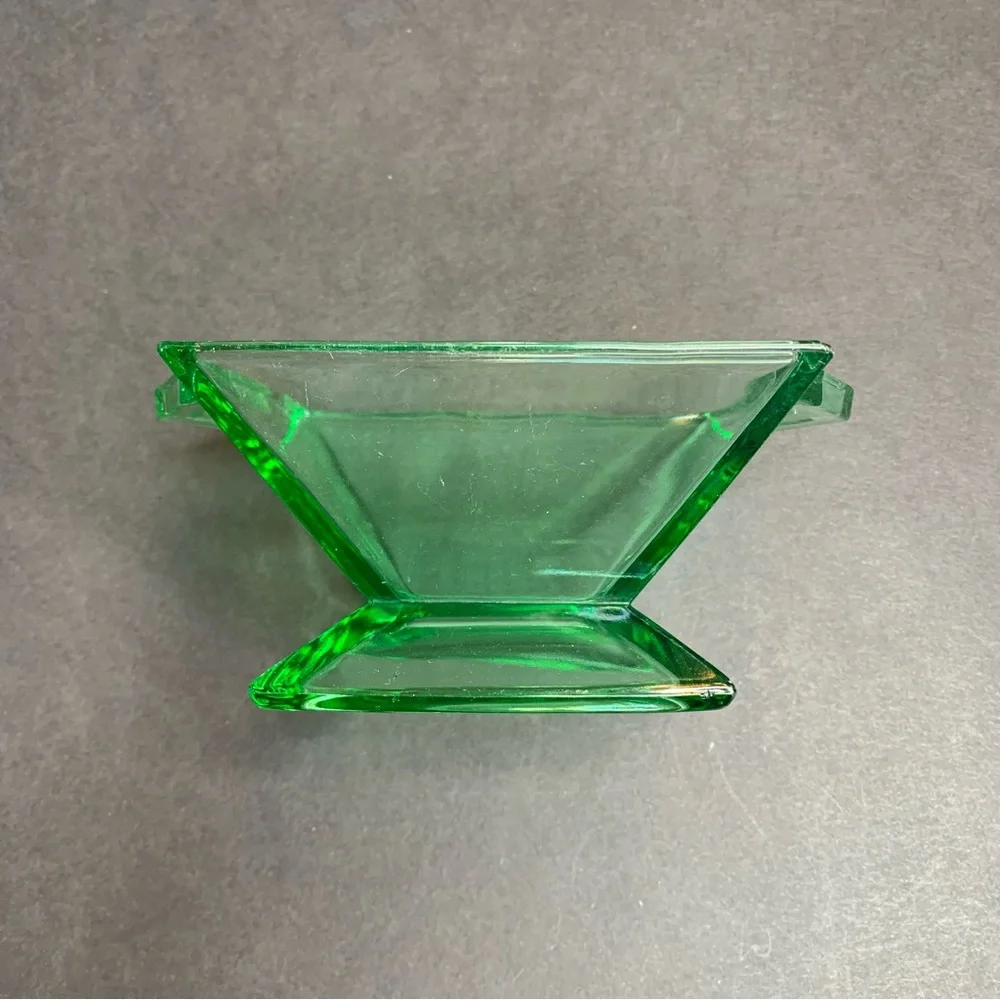 Vintage Heisey Quator Moongleam Green Glass Sugar Bowl - Picture 3 of 4